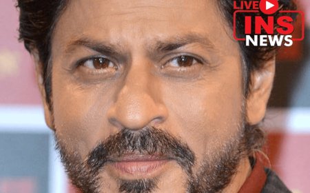 Bollywood King Khan suffers from cataract! left for America for treatment