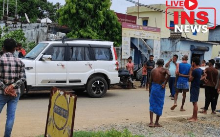 The miscreants came in filmy style and escaped after robbing a bank in Bihar in broad daylight.