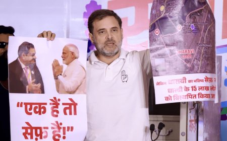 Photo of Modi and Adani found in Rahul Gandhi's safe! Why did you see the safe?