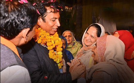 Congress promises 400 units of free electricity to Delhi if voted to power