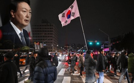 South Korea's president has declared martial law! People took to the streets and martial law had to be immediately withdrawn
