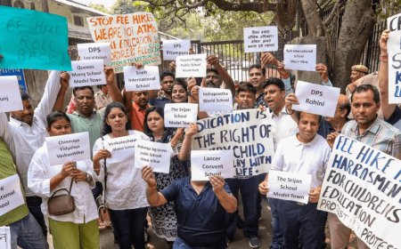 On the fee hike done by private schools in Delhi, the High Court summoned the Delhi government to take action against private schools.