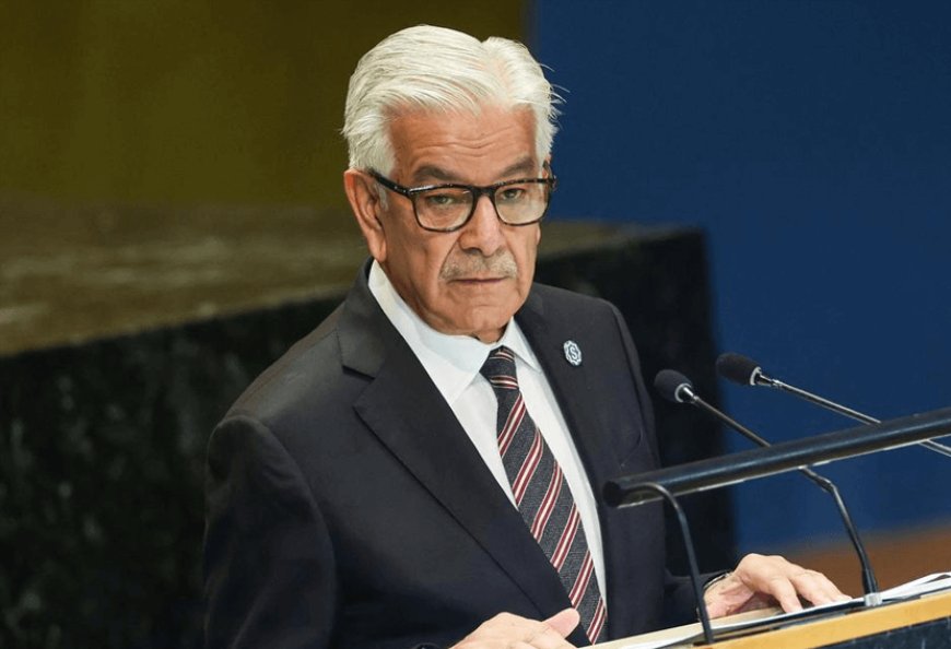 The allies of the terrorist organizations to which America supplied arms are active in Pakistan: Pak Defence Minister Khawaja Asif