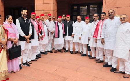 Monsoon session of Parliament begins with uproar! SP MPs launch strong attack on ruling party over Pahalgam attack