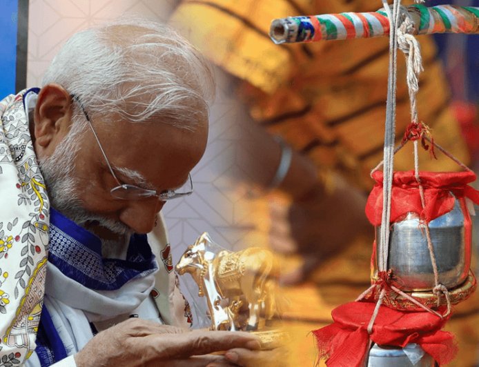 On the 75th birthday of Prime Minister Modi, 75 liters of holy Ganga water was sent as a Kaanvad in the name of 75 Yajnas! The Kaanvadiya said that he will meet the Prime Minister and tell him to "take a bath with 75 liters of Ganga water"