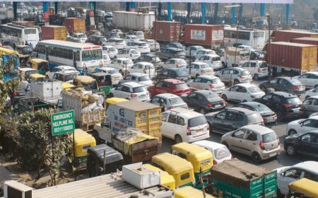 If people have to spend 11 hours more on a journey of 1 hour, then why would anyone pay a toll of Rs 150! Supreme Court reprimanded NHAI for the long delay