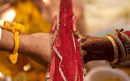 In Barabanki district of Uttar Pradesh, the bride eloped with her lover before the wedding! The seven wedding vows were complete!