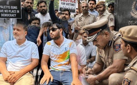 Has Rahul Gandhi finally resigned as Congress president? Protest outside Delhi Police HQ over pellet case