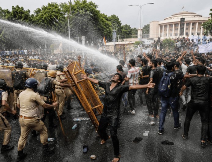 Students protest in Ranchi. Barricading broken during Assembly siege, students protest amid water cannons and lathicharge