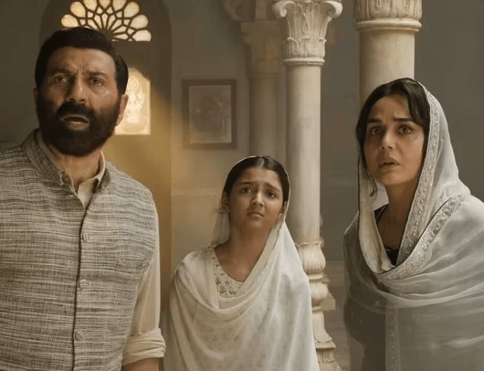 Now will the hero's religion also decide the box office? Rajkumar Santoshi rubbishes Shabana Azmis theory on "BATWARA 1947"